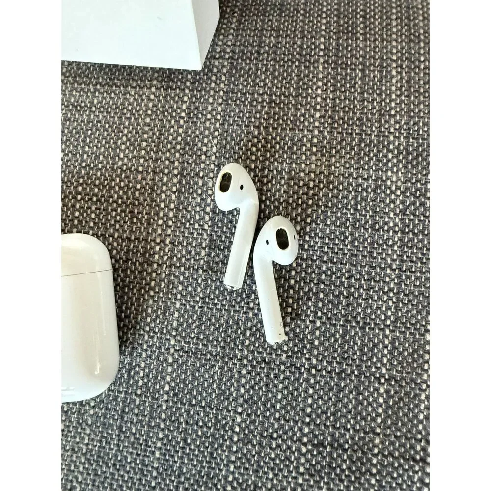 Apple AirPods with Charging Case -MV7N2AM/A